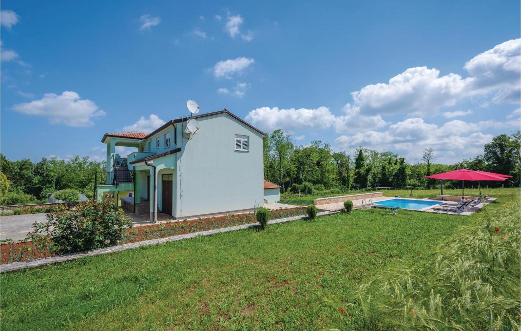 Cozy Apartment In Sv,Lovrec With Kitchen Jakici Zewnętrze zdjęcie