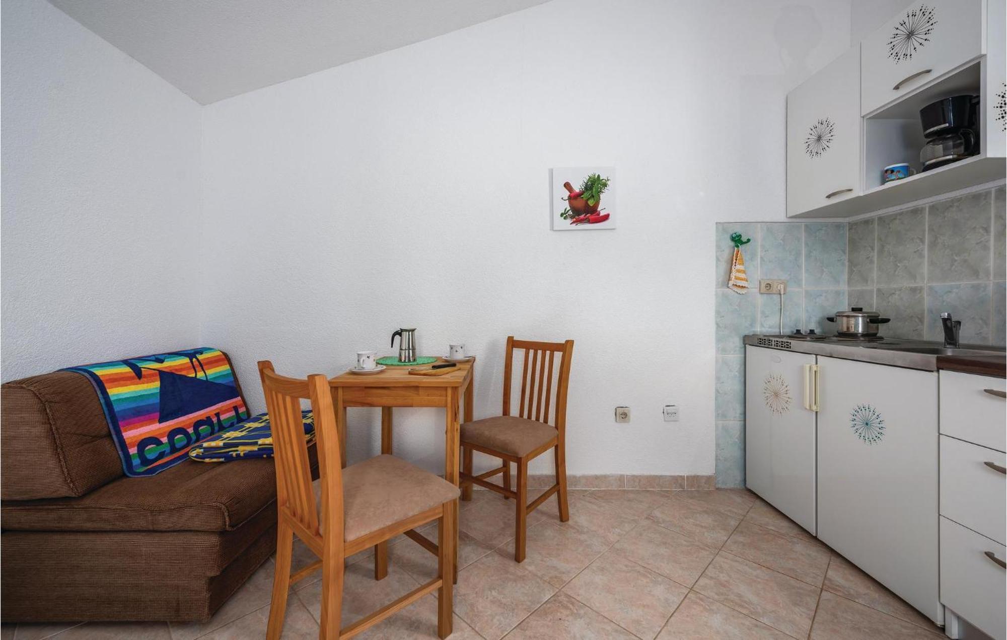 Cozy Apartment In Sv,Lovrec With Kitchen Jakici Zewnętrze zdjęcie